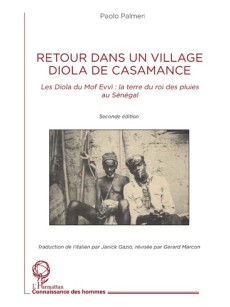 Retour dans un village Diola de Casamance